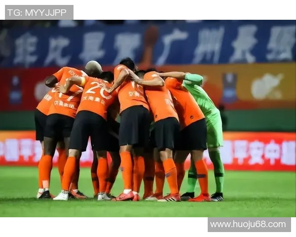 广州足球队团队协作的独特优势与其他球队的深度对比分析