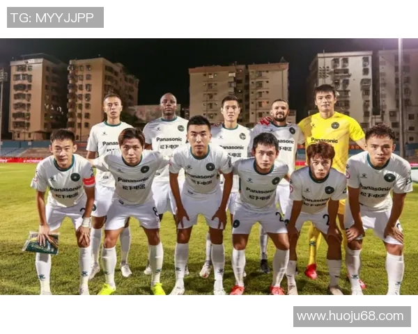 武汉足球队强势领跑精英赛积分榜积61分展现冠军实力